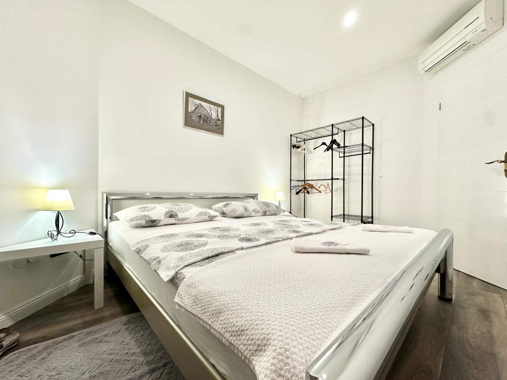 Villa Andrijana - Exclusively Yours - Family Getaway With Private Pool Kaštela Εξωτερικό φωτογραφία